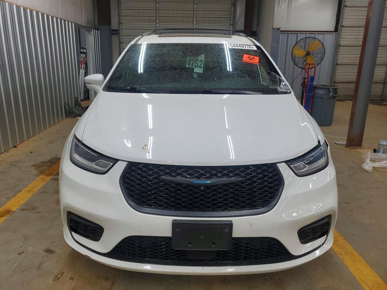 2021 Chrysler Pacifica Hybrid Limited - Фото 5