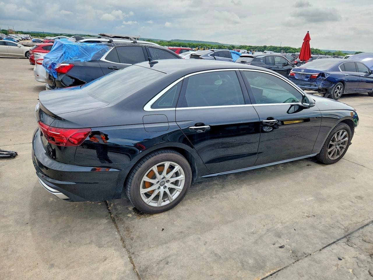 2020 Audi A4 Premium - Фото 3