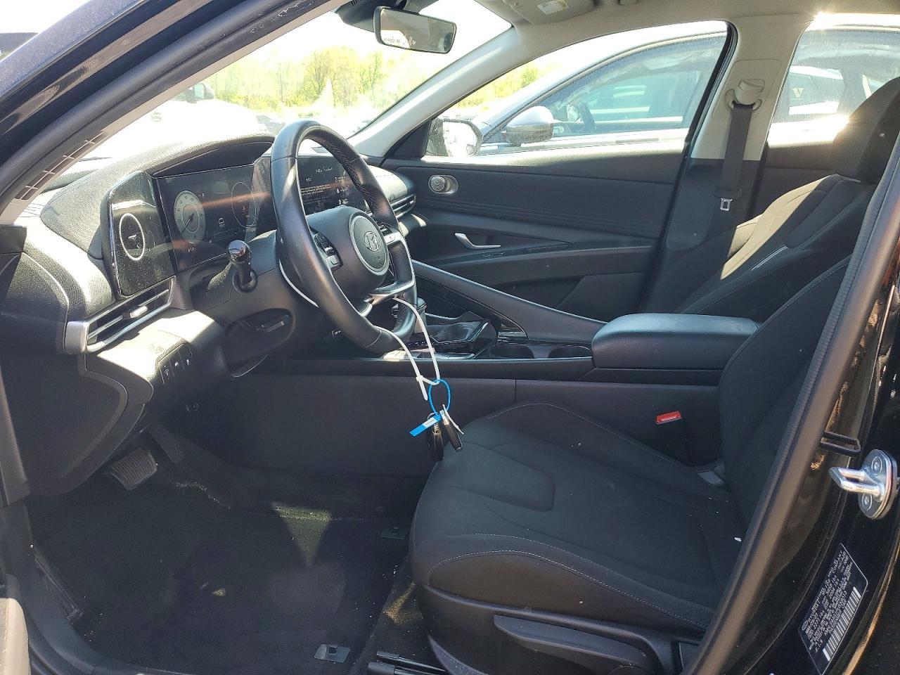 2023 Hyundai Elantra Sel - Фото 7