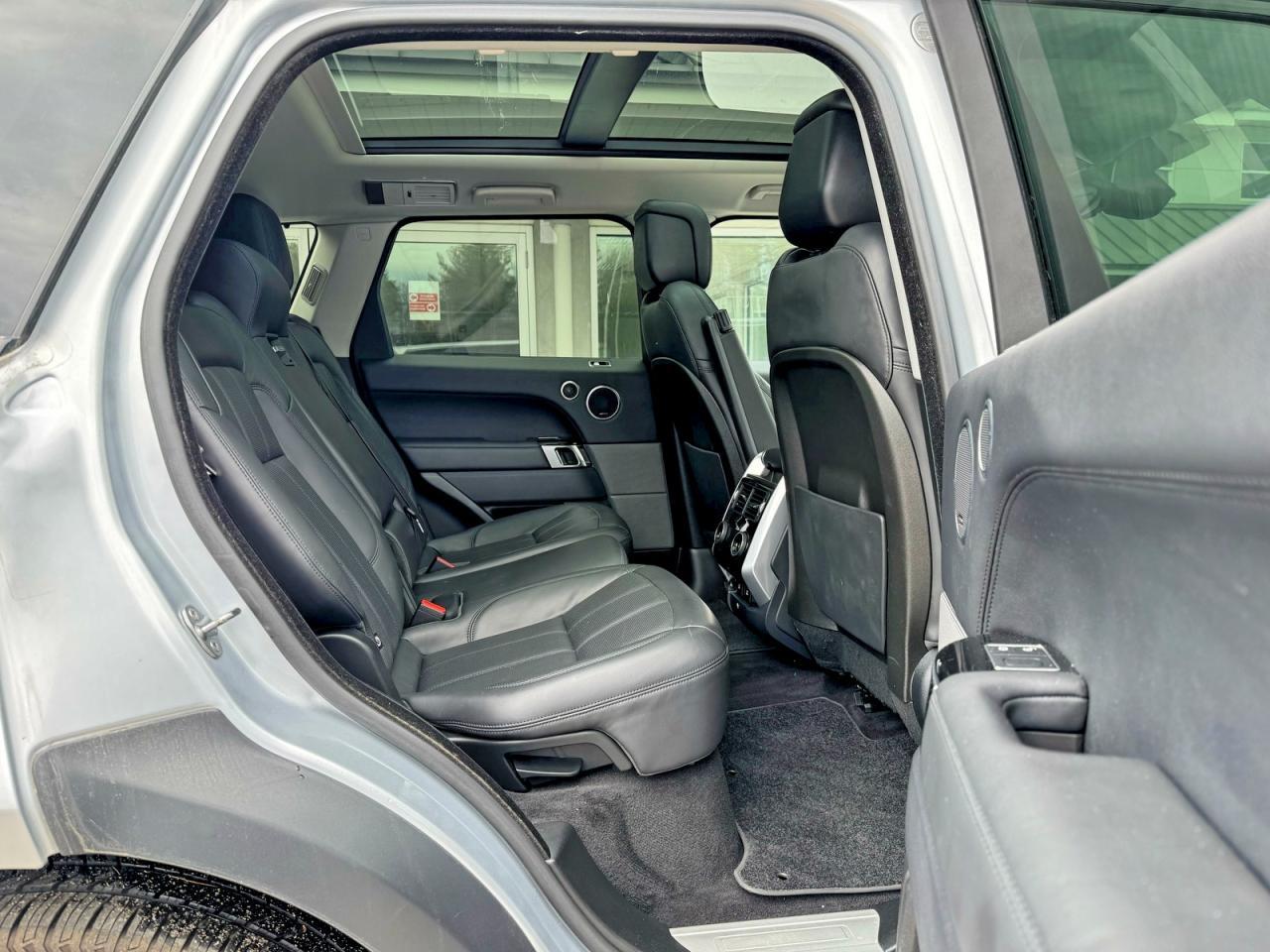2018 Land Rover Range Rover Sport Hse - Image 6