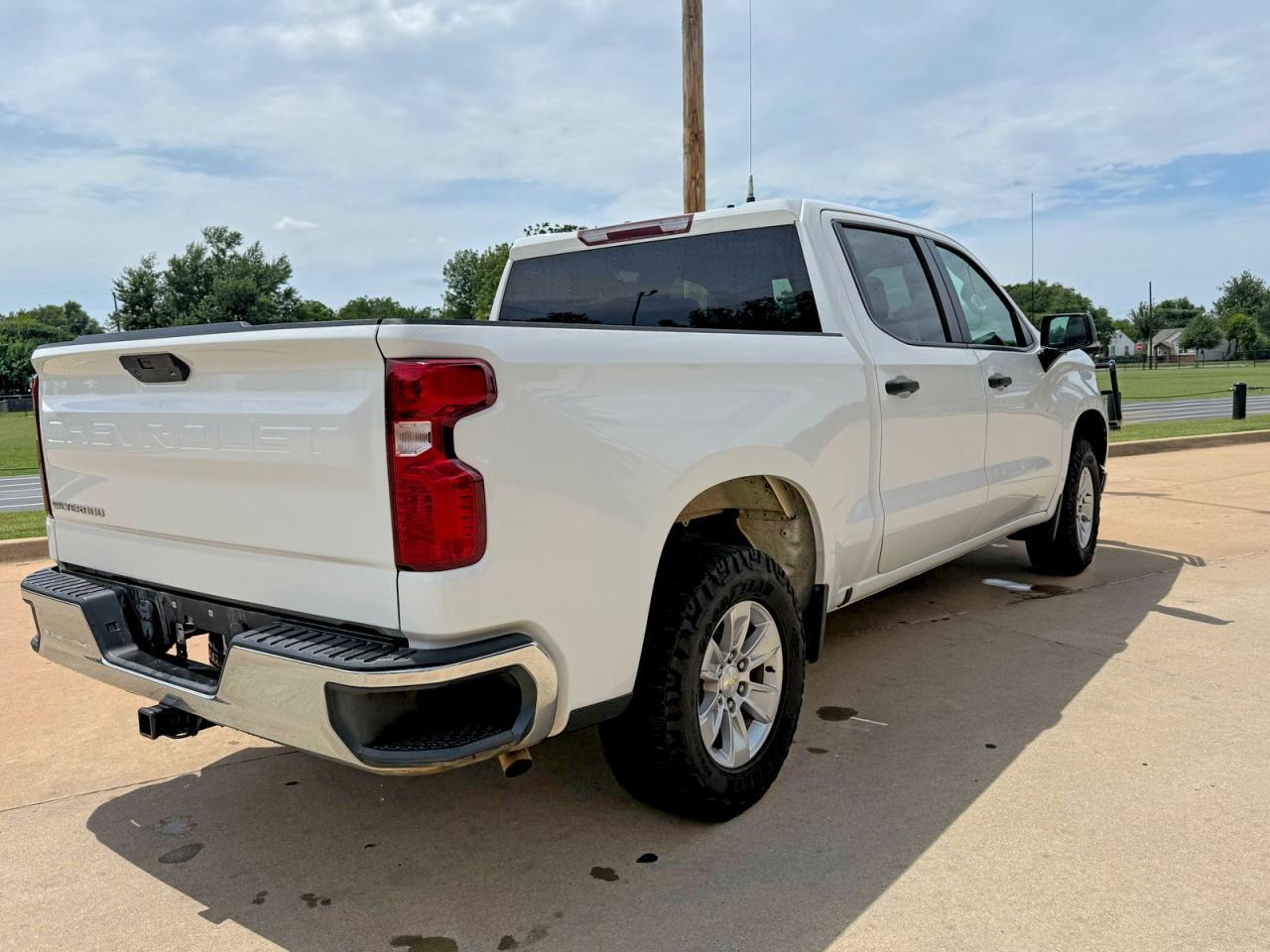 2021 Chevrolet Silverado K1500 - Image 4