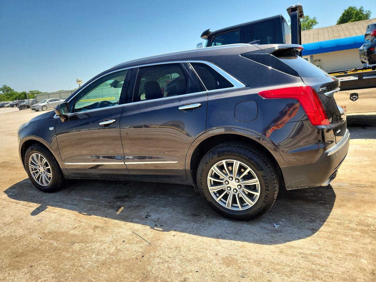2017 Cadillac Xt5 Luxury - Фото 2