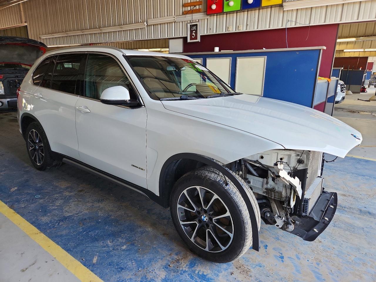 2017 BMW X5 xDrive35I - Фото 4