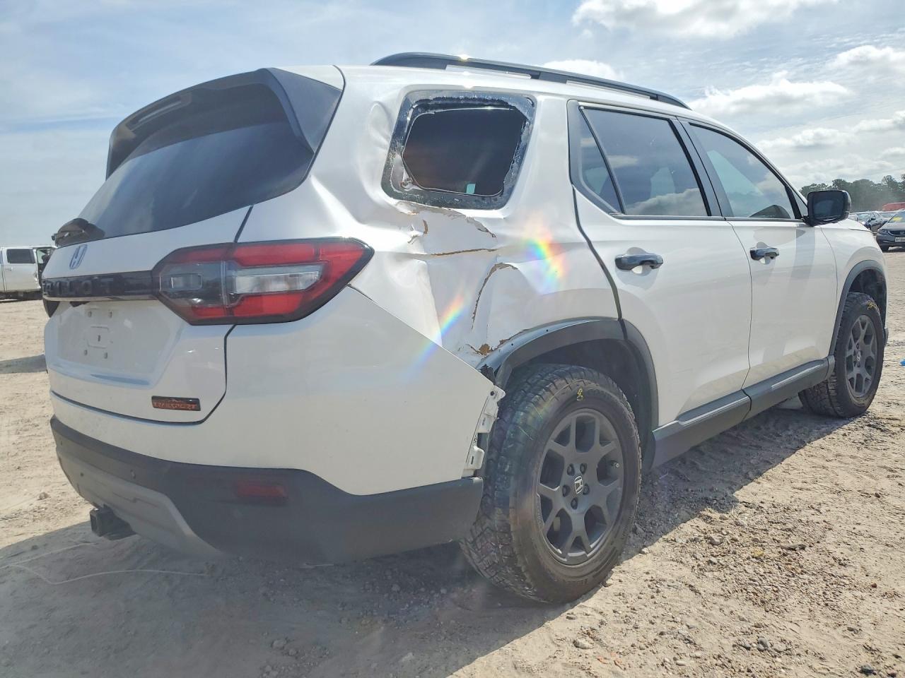 2025 Honda Pilot Trailsport - Фото 3