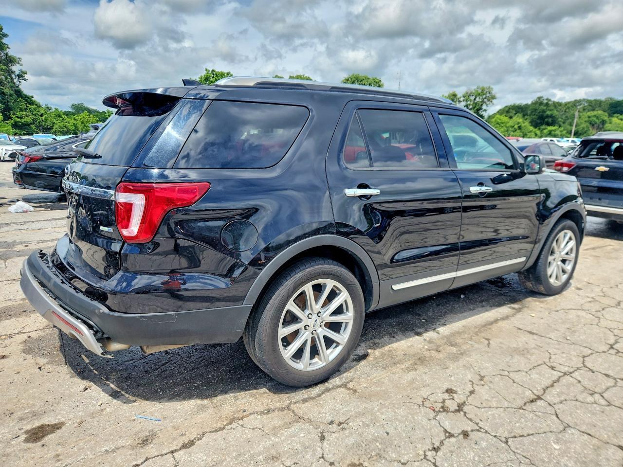 2016 Ford Explorer Limited - Фото 3