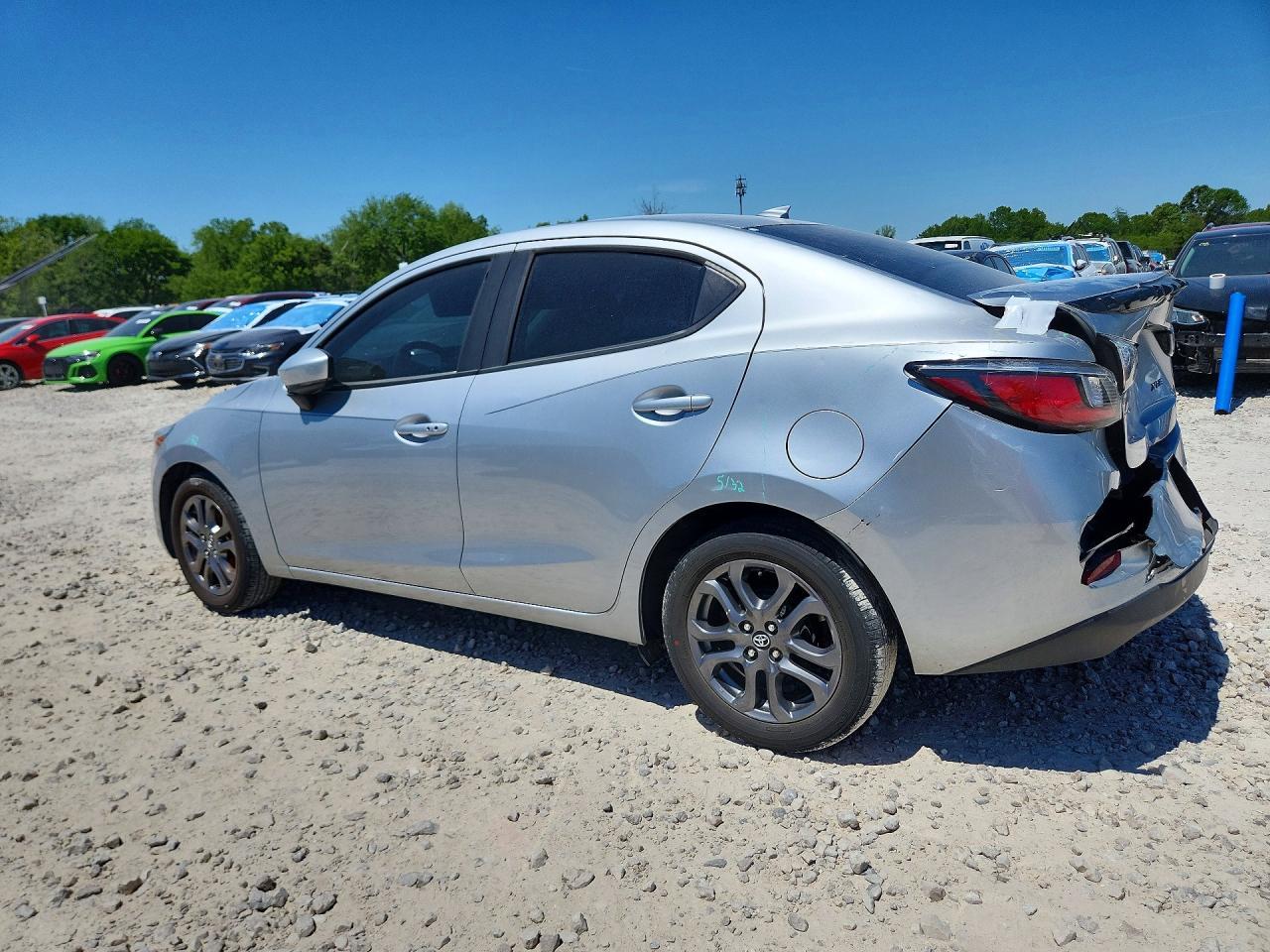 2019 Toyota Yaris Xle - Image 2