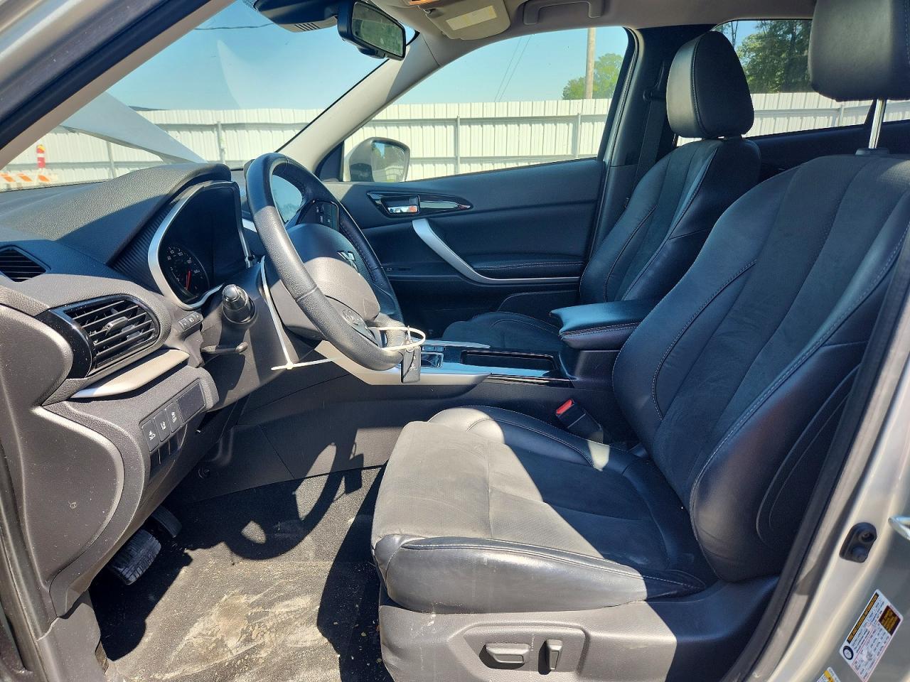 2023 Mitsubishi Eclipse Cross Se - Фото 7