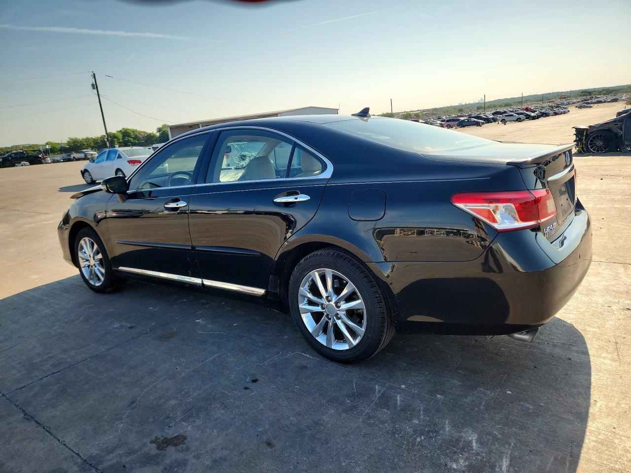 2010 Lexus Es 350 - Фото 2