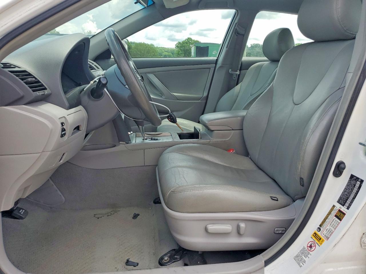 2011 Toyota Camry Le - Фото 7