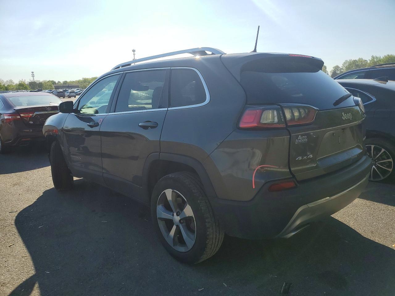 2019 Jeep Cherokee Limited - Фото 2