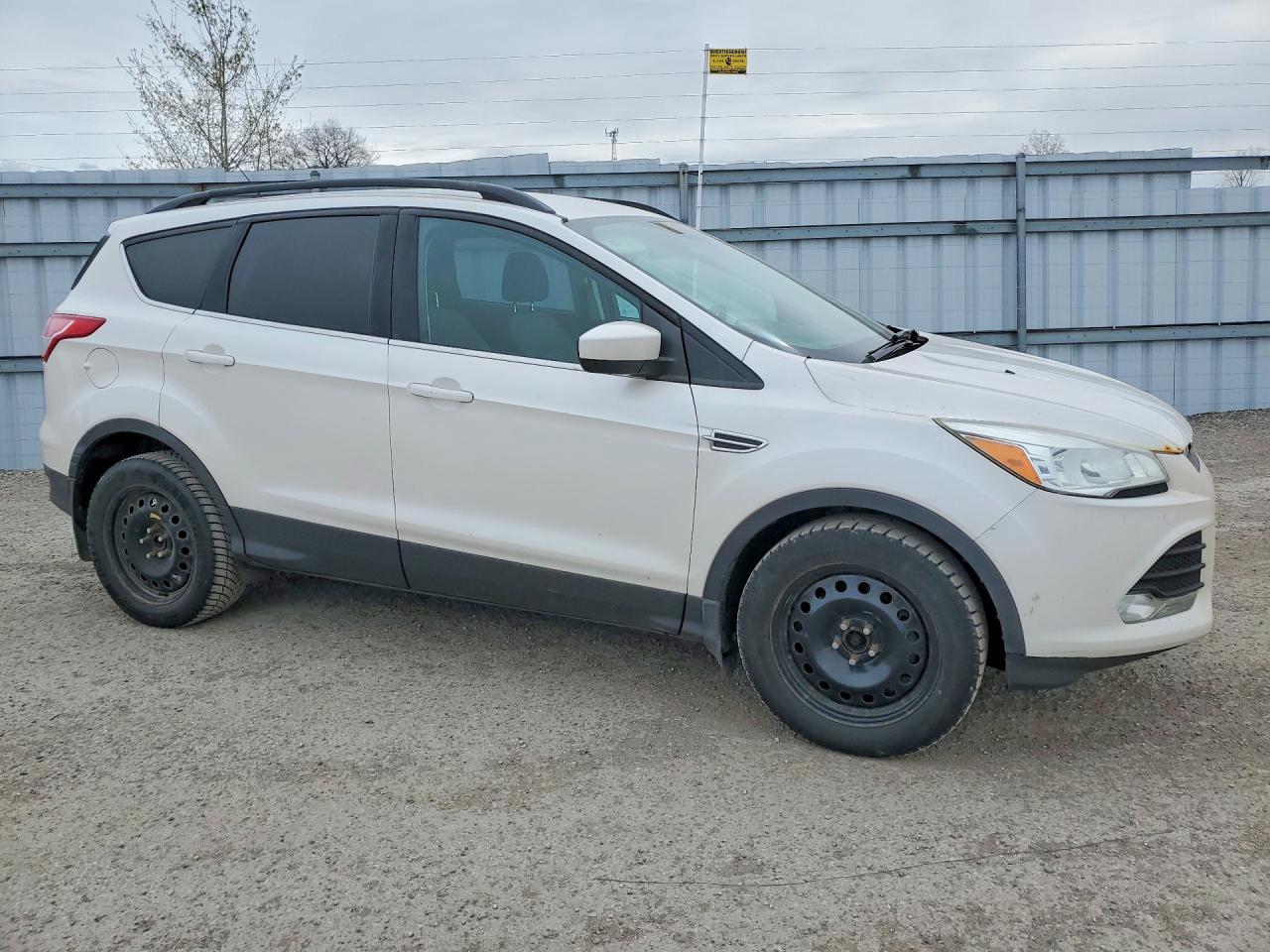 2015 Ford Escape Se - Image 4