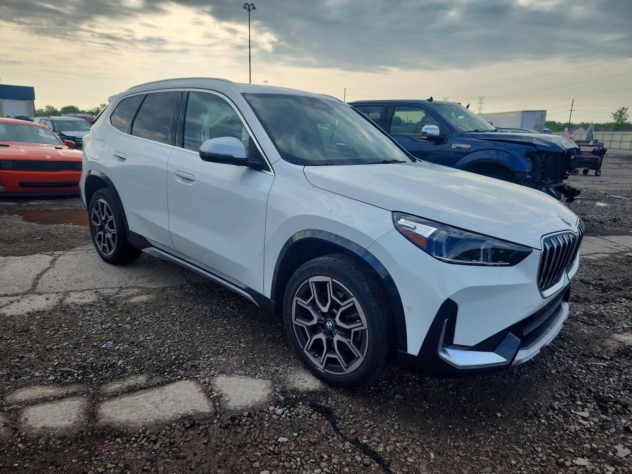 2024 BMW X1 xDrive28I - Image 4