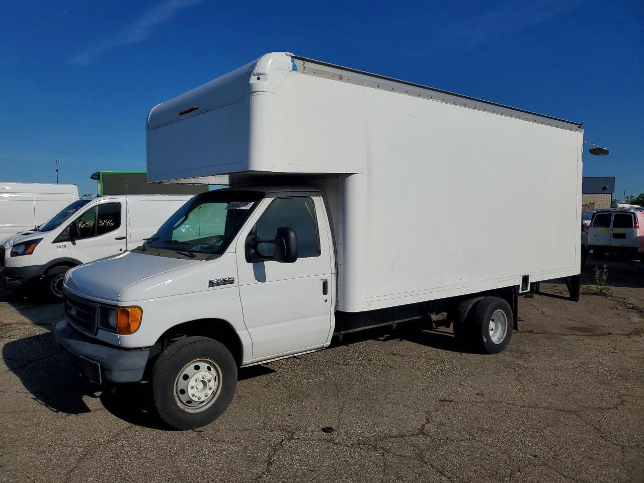 2007 Ford E450 Box Truck
