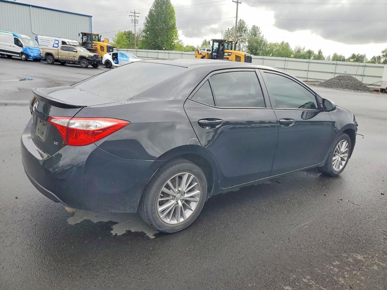 2015 Toyota Corolla Le Plus - Фото 3