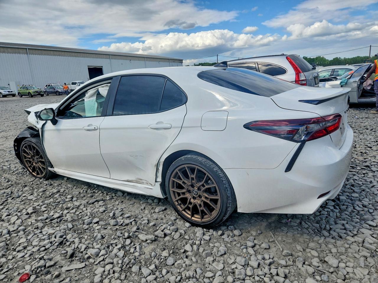2024 Toyota Camry Se Nightshade - Фото 2