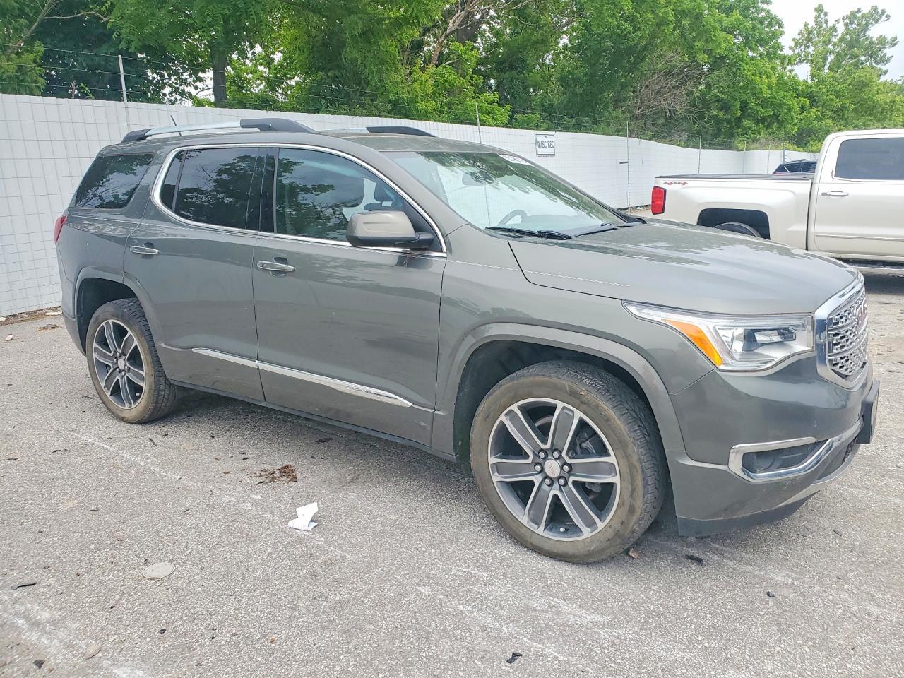 2018 GMC Acadia Denali - Фото 4