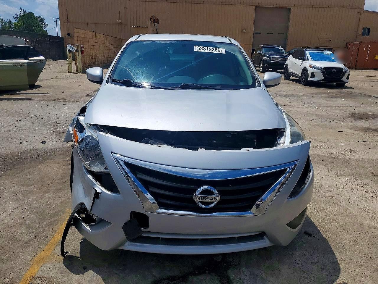 2017 Nissan Versa 1.6 Sv - Image 5