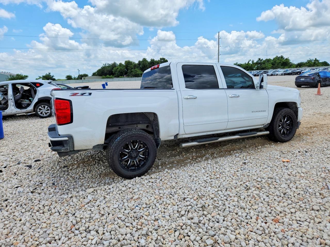 2017 Chevrolet Silverado K1500 Lt - Фото 3