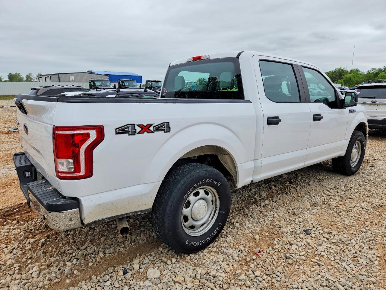 2017 Ford F150 Supercrew - Фото 3