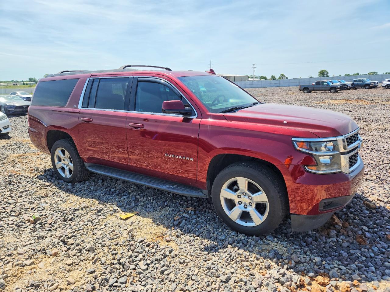 2016 Chevrolet Suburban C1500 Lt - Image 4