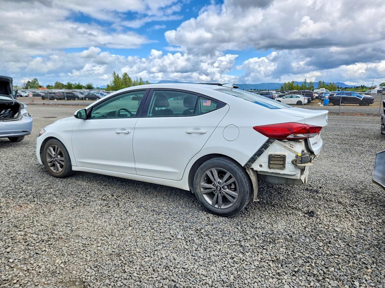 2018 Hyundai Elantra Sel - Фото 2