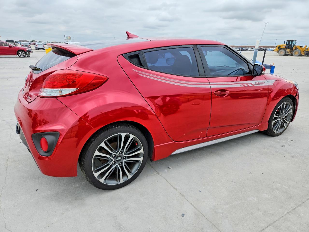 2016 Hyundai Veloster - Фото 3