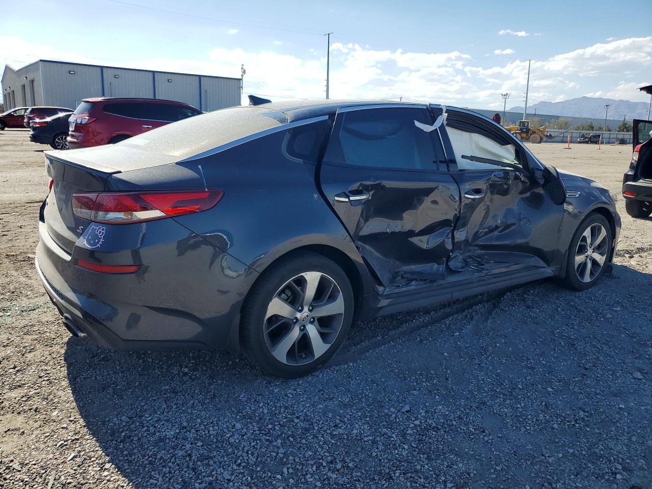 2019 Kia Optima S - Фото 3