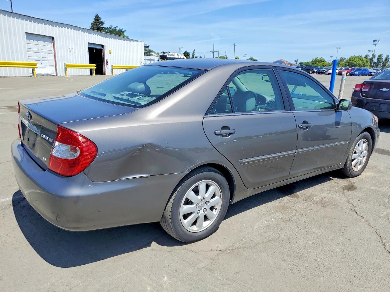 2004 Toyota Camry Xle V6 - Фото 3