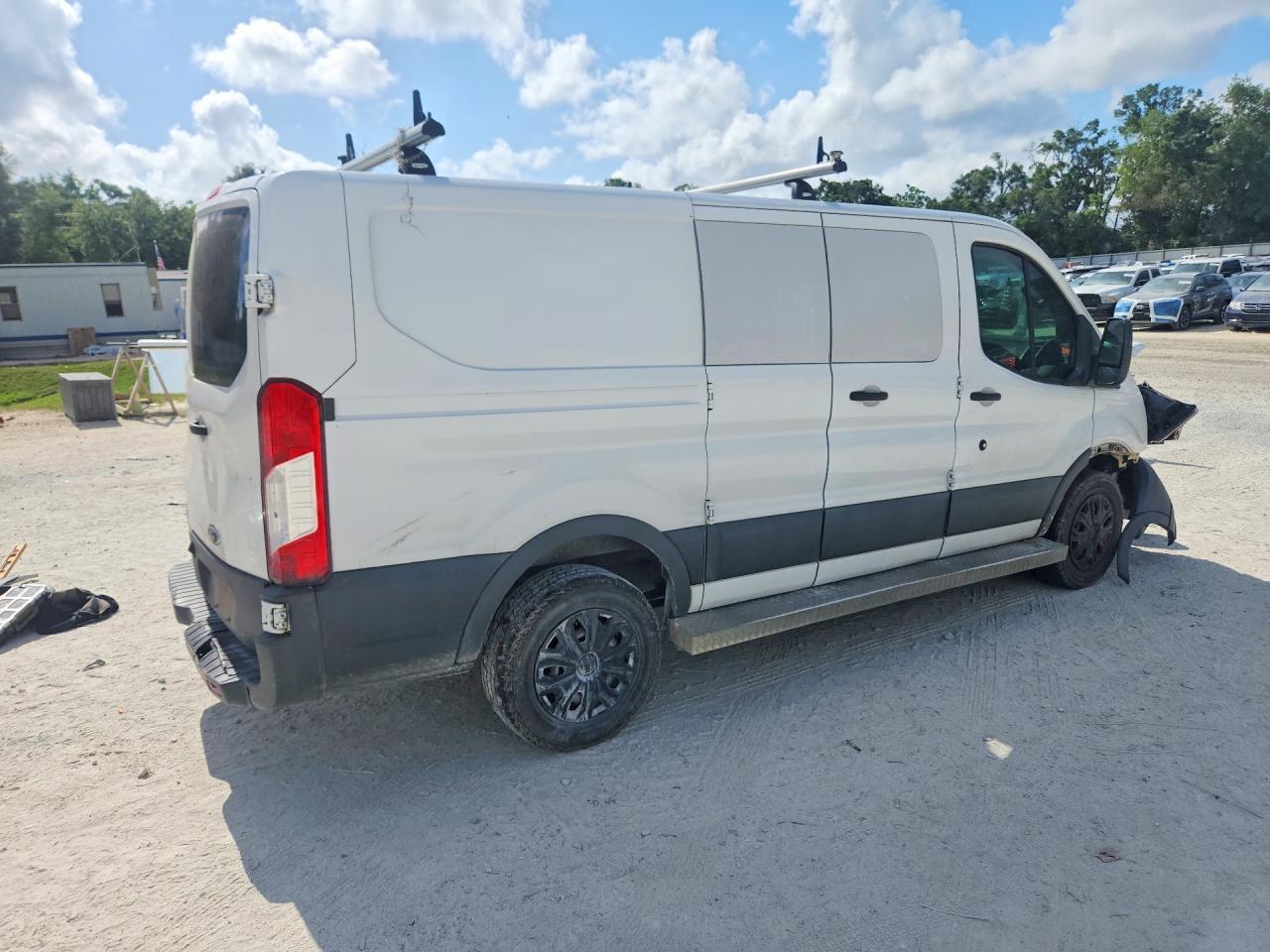 2016 Ford Transit T-250 - Image 3