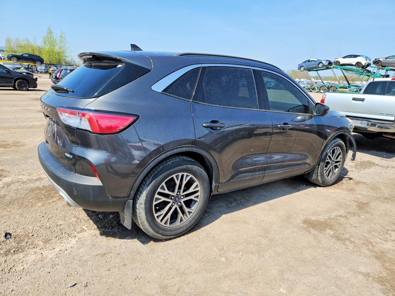 2020 Ford Escape Sel - Image 3