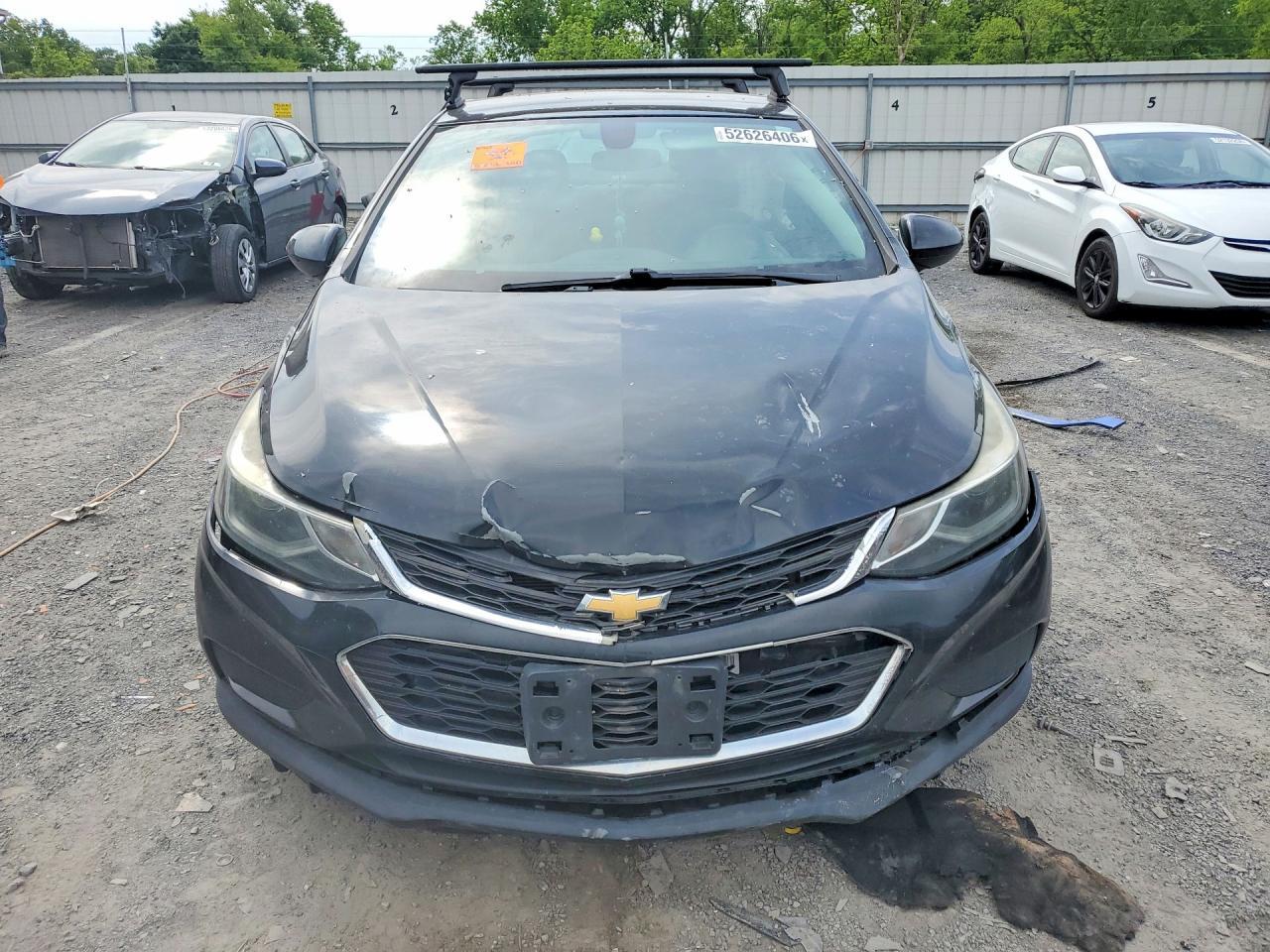 2017 Chevrolet Cruze - Image 5