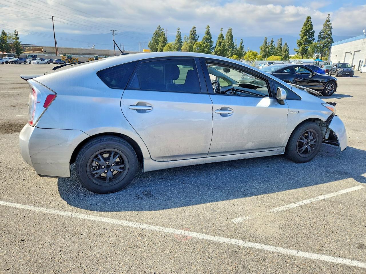 2013 Toyota Prius Three - Фото 3