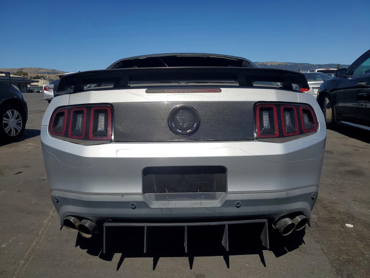 2012 Ford Mustang Gt - Фото 6