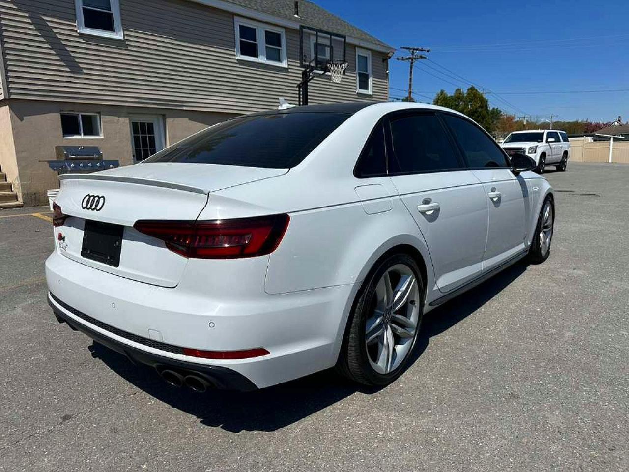 2019 Audi S4 Premium Plus - Image 3