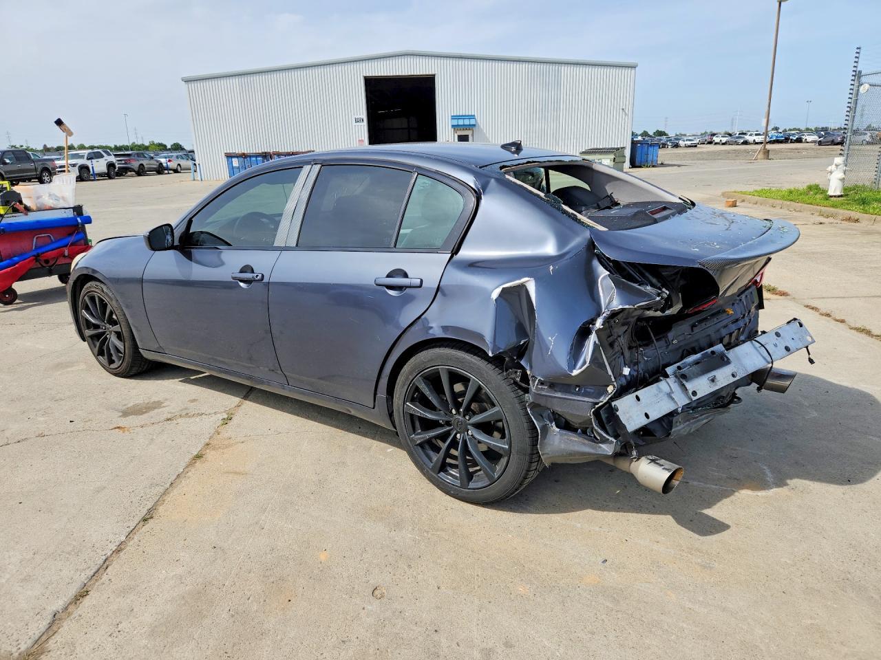 2010 Infiniti G37 Sedan Base - Фото 2