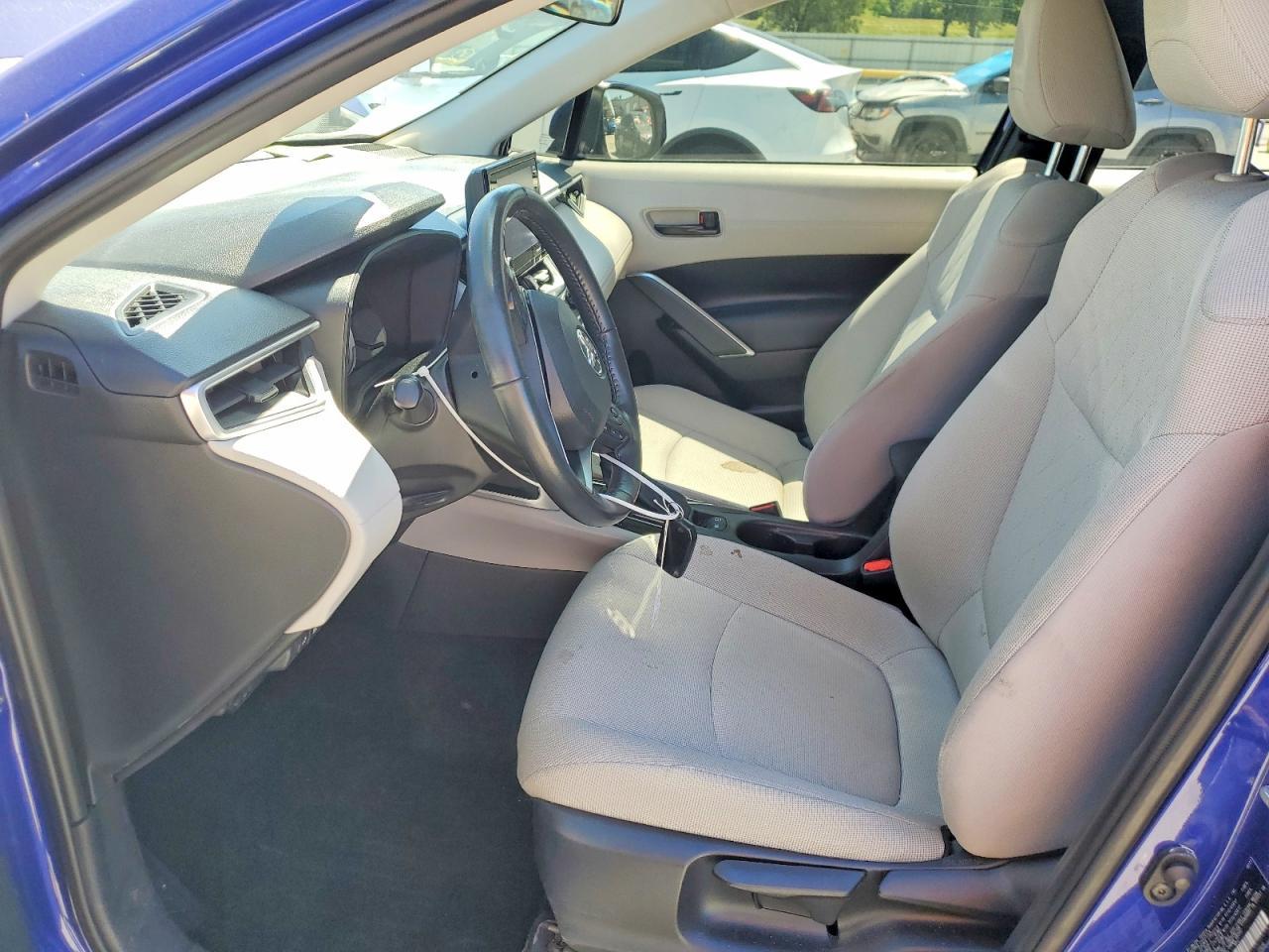 2022 Toyota Corolla Cross Le - Фото 7