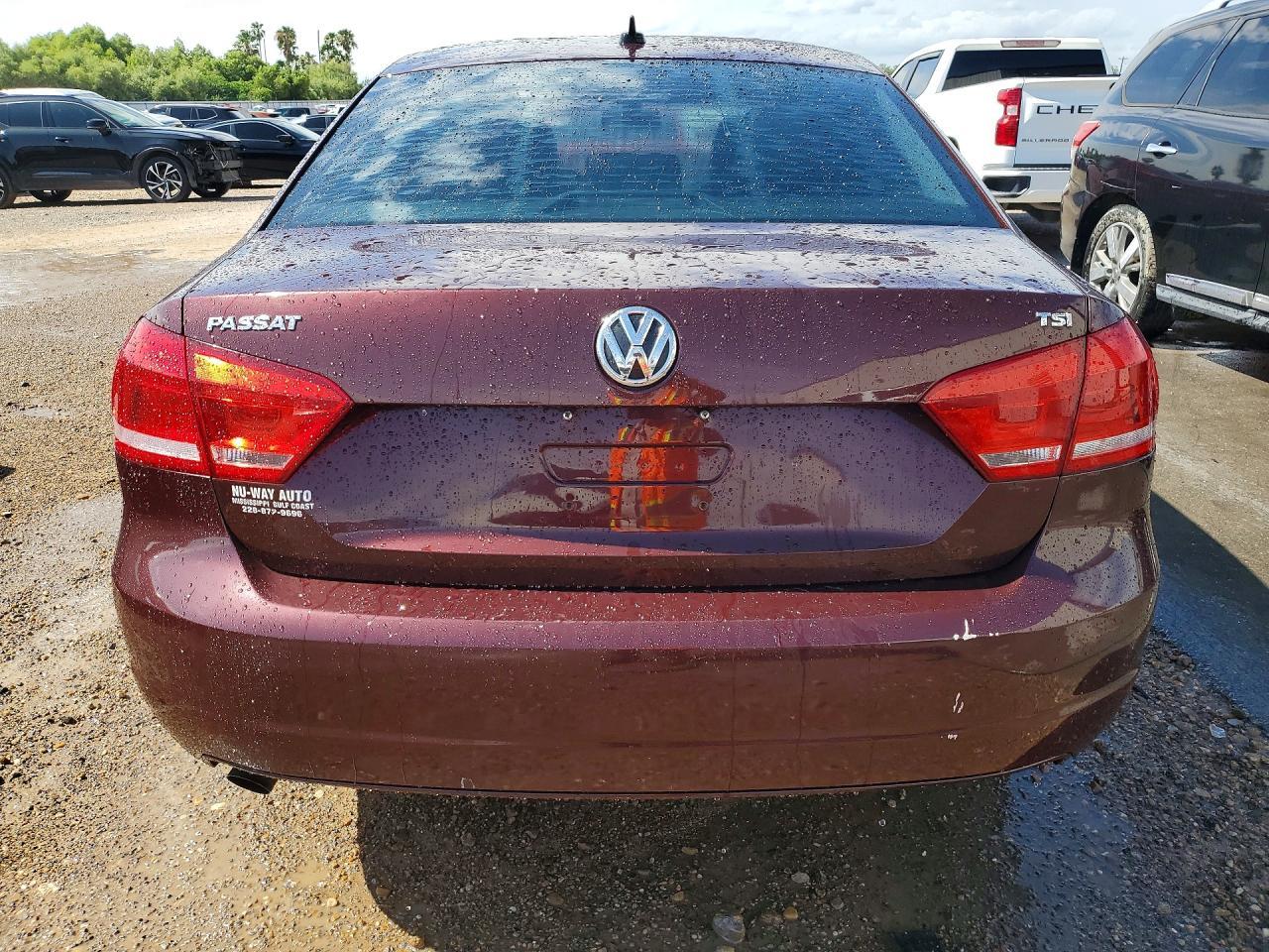 2014 Volkswagen Passat S - Фото 6