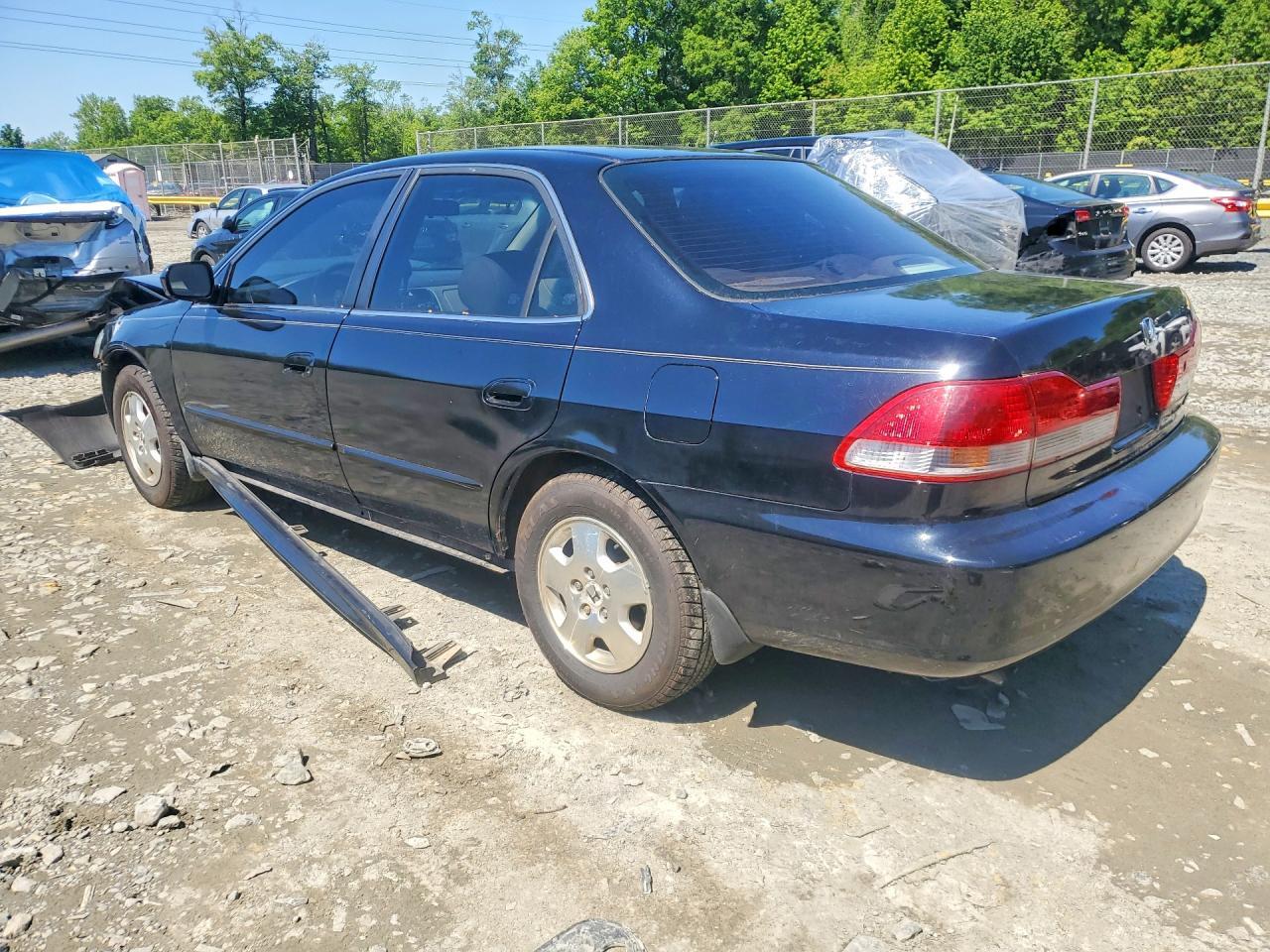 2001 Honda Accord Ex - Image 2