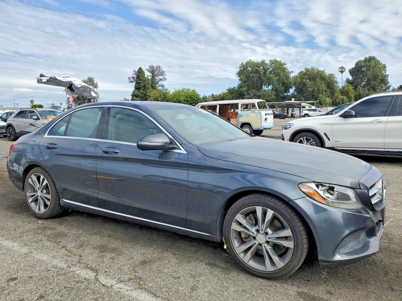 2016 Mercedes-Benz C 300 - Фото 4