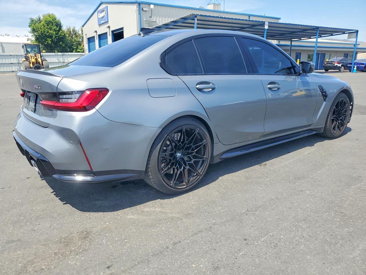 2022 BMW M3 - Фото 3
