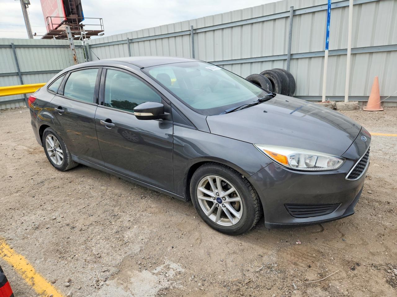 2016 Ford Focus Se - Фото 4