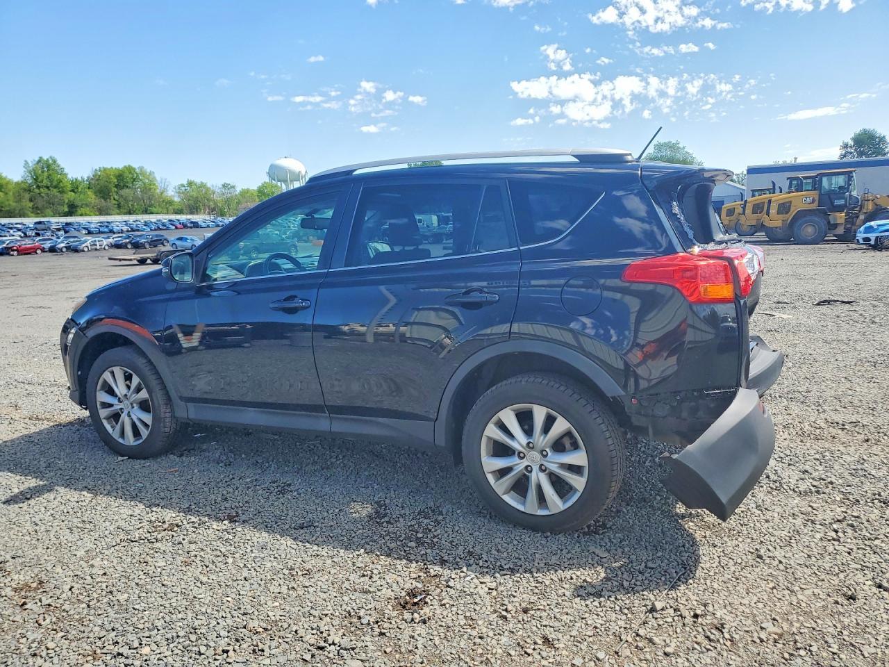 2015 Toyota Rav4 Limited - Image 2