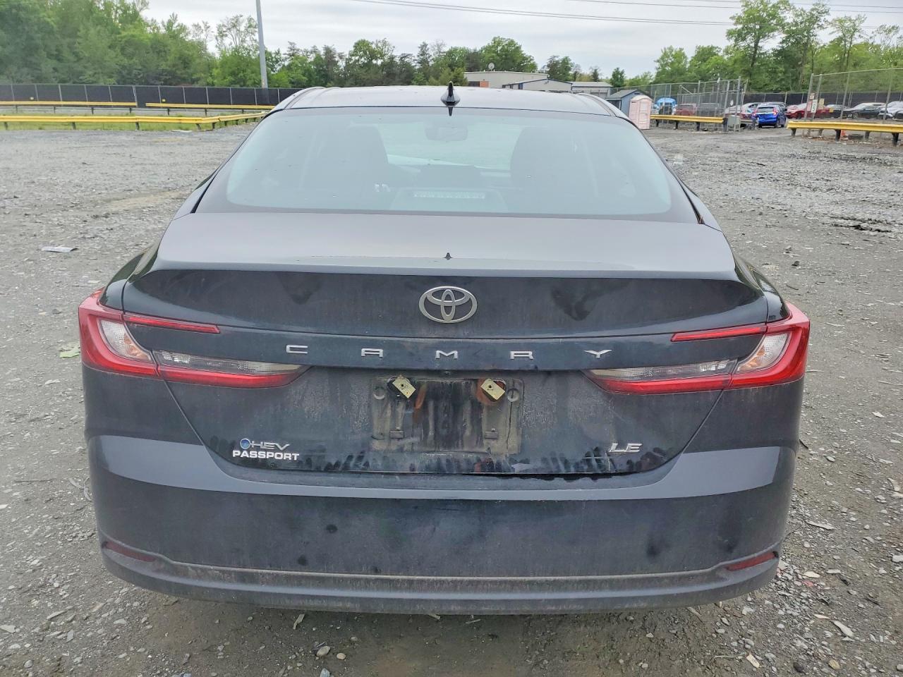 2025 Toyota Camry Le - Image 6