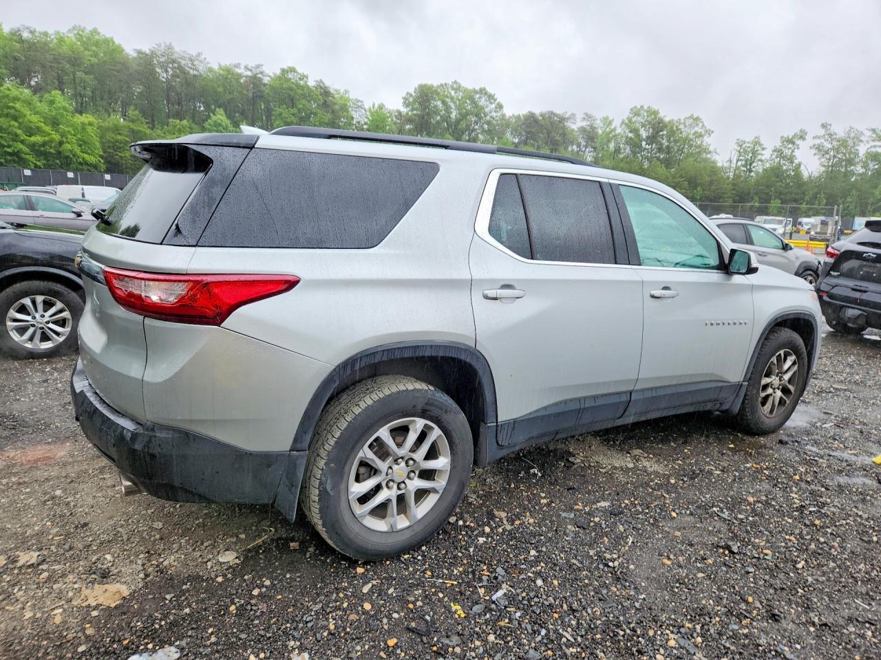 2020 Chevrolet Traverse Lt - Фото 3