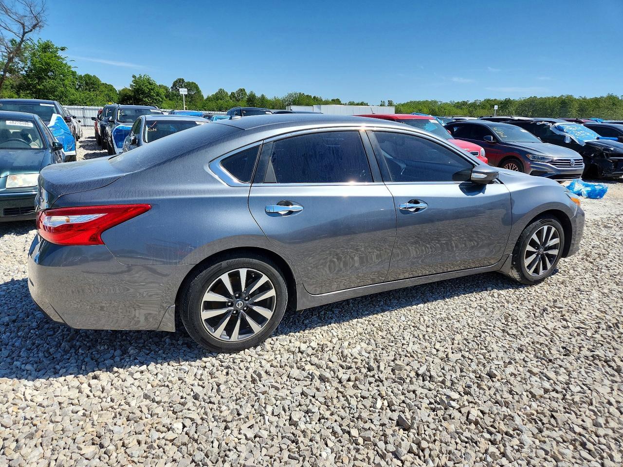 2016 Nissan Altima 2.5 - Фото 3
