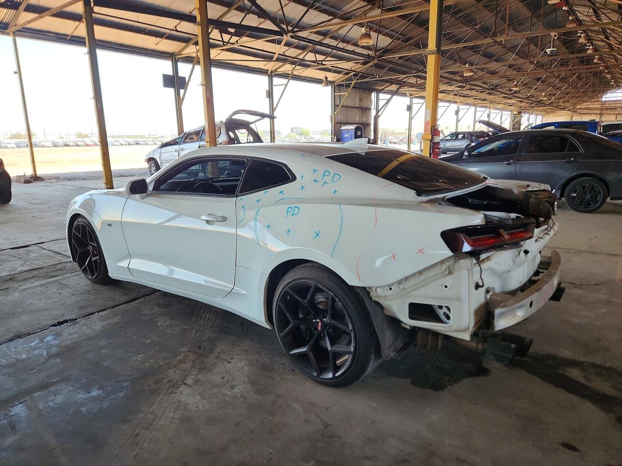 2016 Chevrolet Camaro Ss - Фото 2