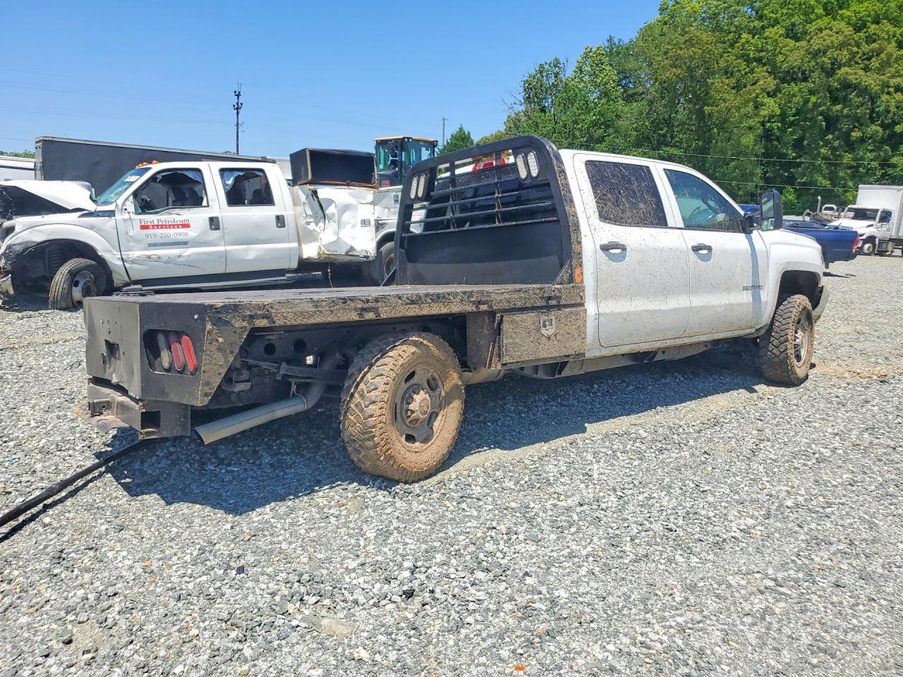 2019 Chevrolet Silverado K2500 Heavy Duty - Фото 3
