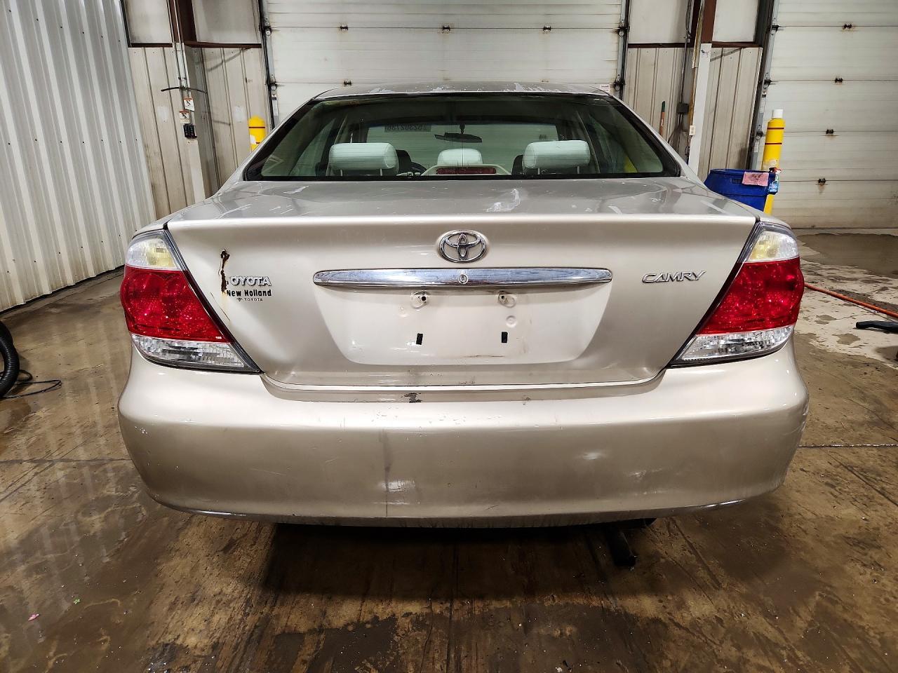 2005 Toyota Camry Standard - Фото 6