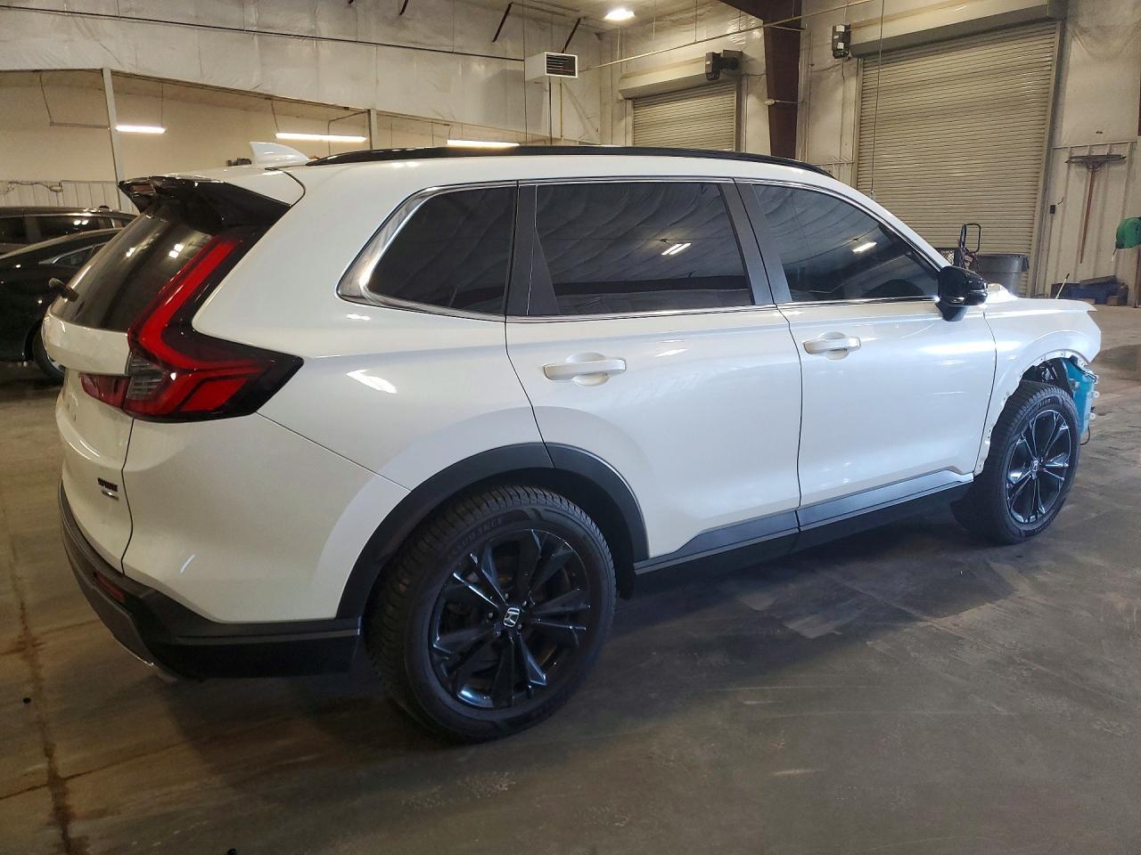 2024 Honda Cr-V Sport Touring - Image 3