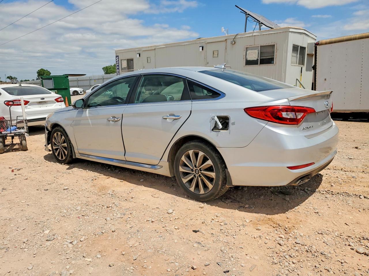 2015 Hyundai Sonata Sport - Фото 2